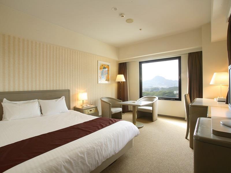 Quintessa Hotel Сасебо Экстерьер фото