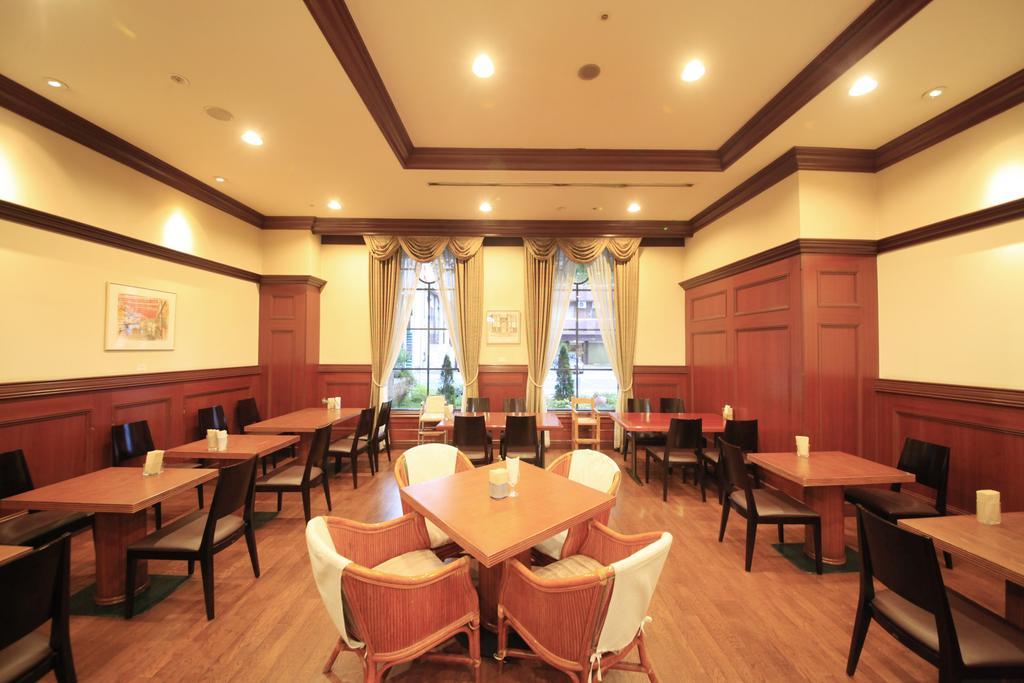Quintessa Hotel Сасебо Экстерьер фото